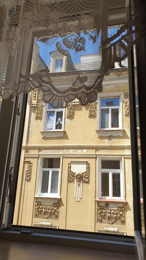 Spa Apartment Raisova Karlovy Vary Exterior photo